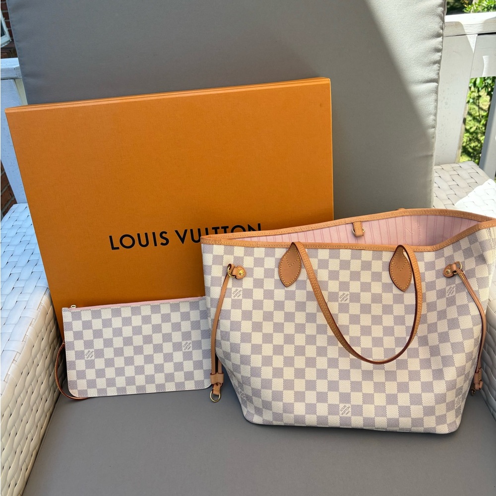 Louis Vuitton Neverfull Damier Azur MM with wristlet